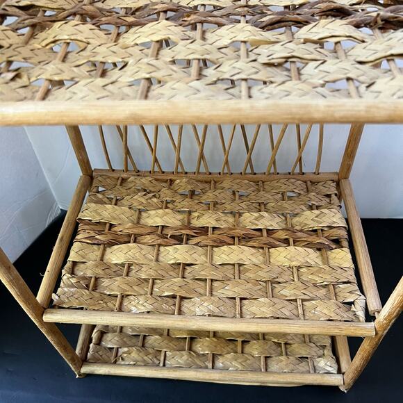 Vintage Wicker Rattan Wall Cabinet Shelf Hanging Bathroom Boho MCM Folding Towel - Picture 13 of 16